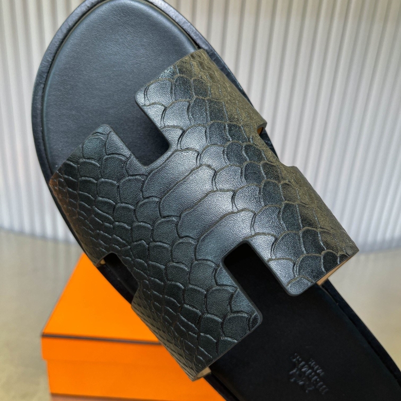 H**me5 slippers